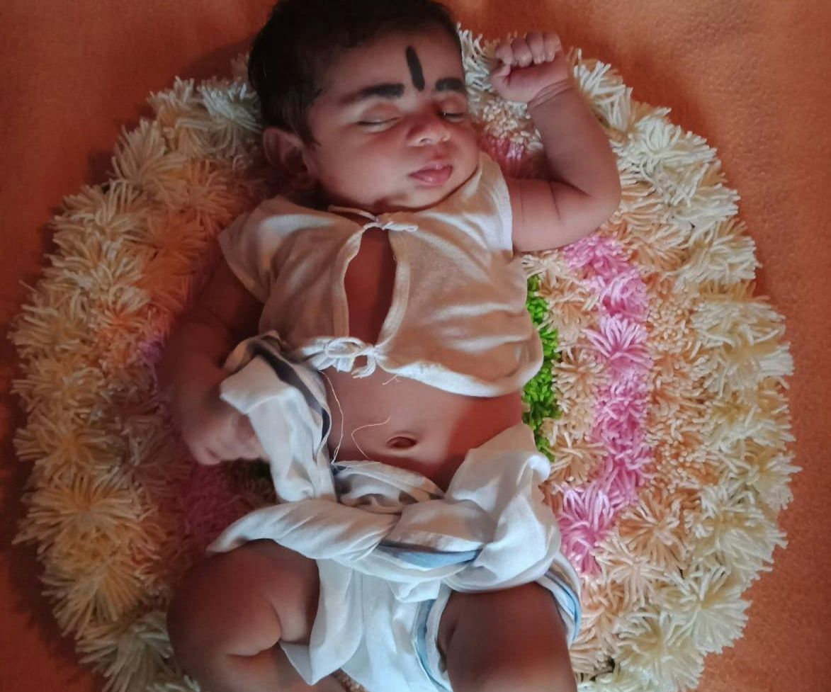 Baby Sheet With Pom Pom