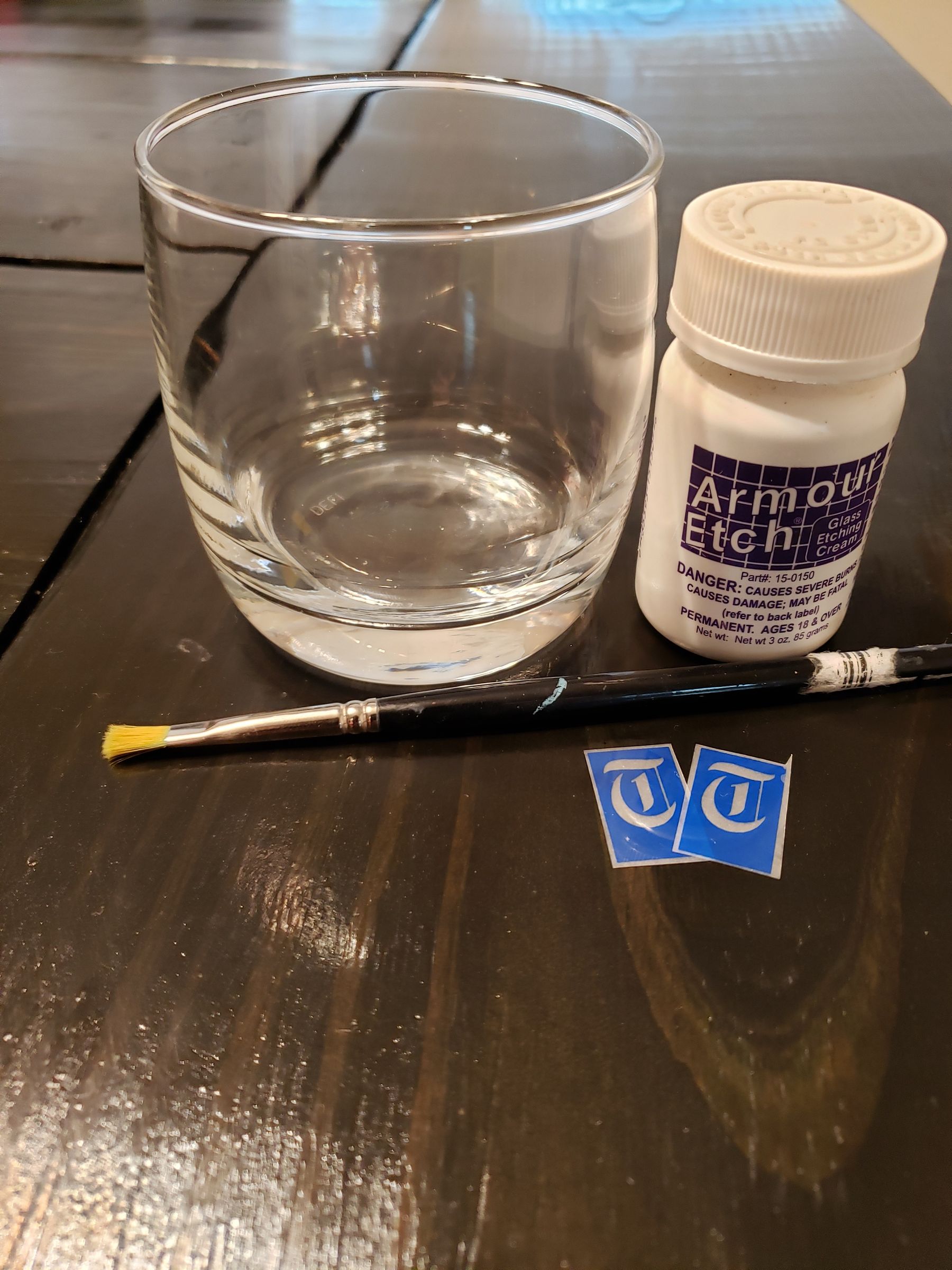 Etching Glass With Compound 4 Steps Instructables