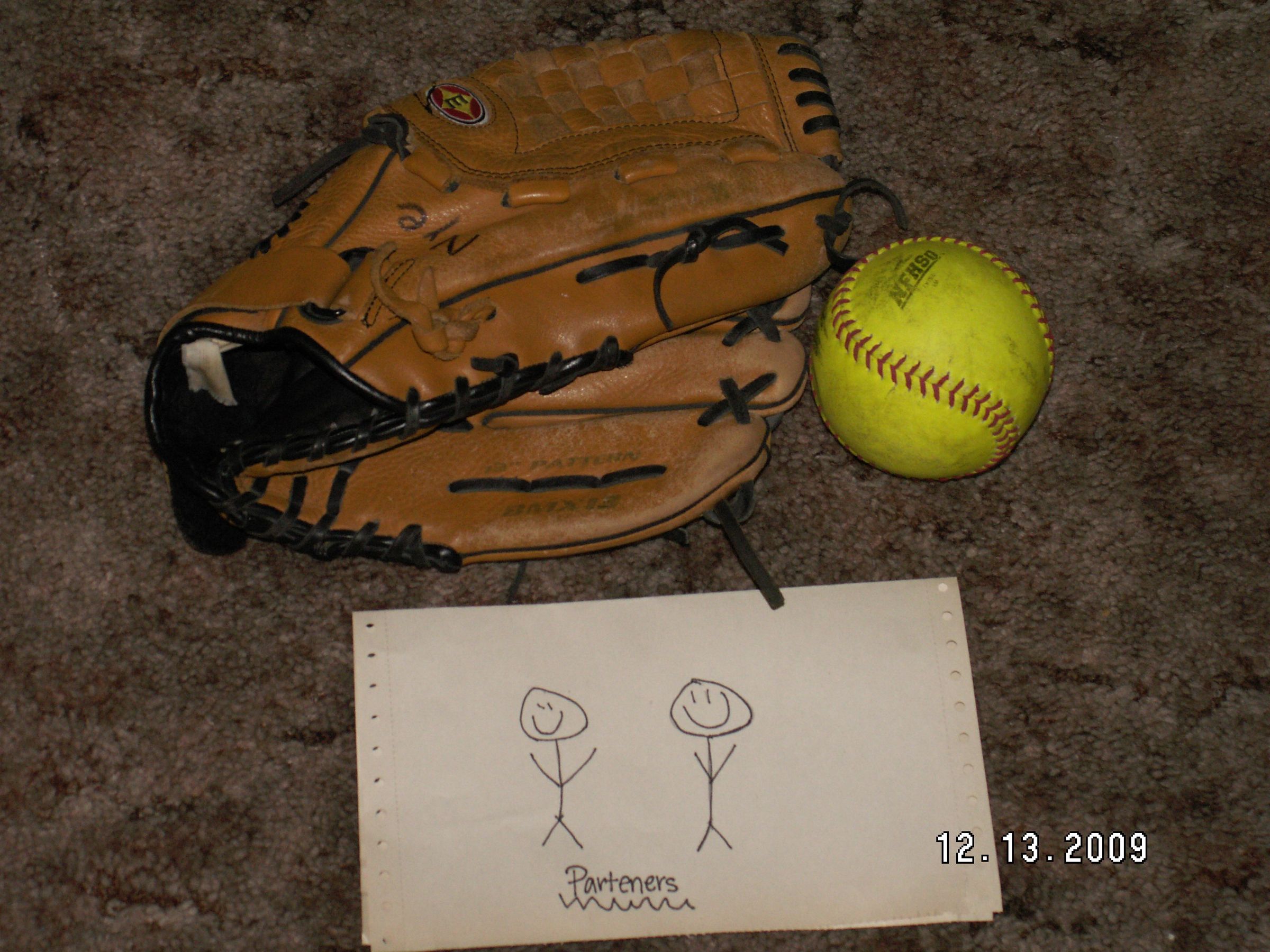 How to Throw and Catch a Softball 12 Steps (with Pictures