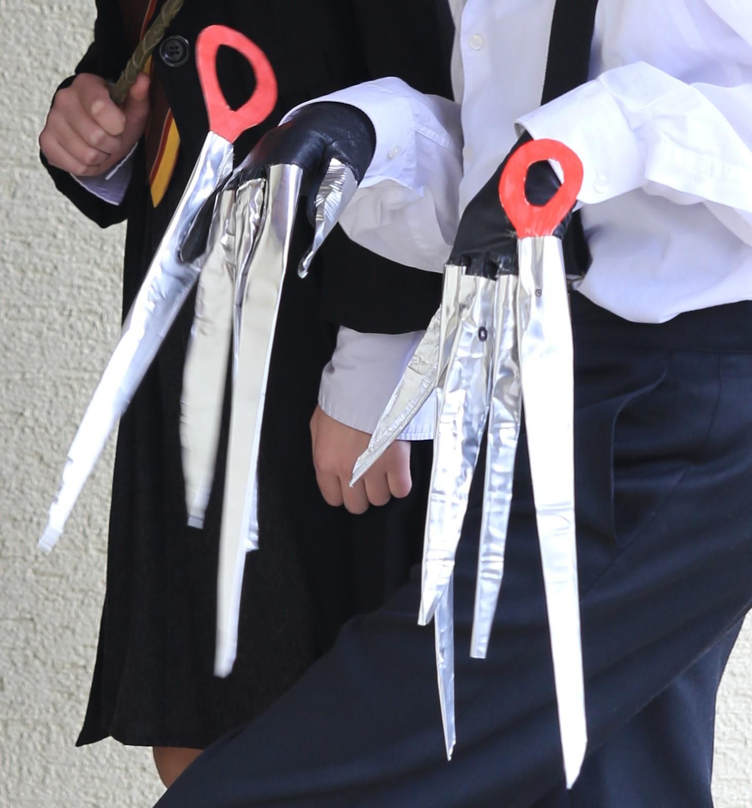 How To Make Edward Scissorhands Hands