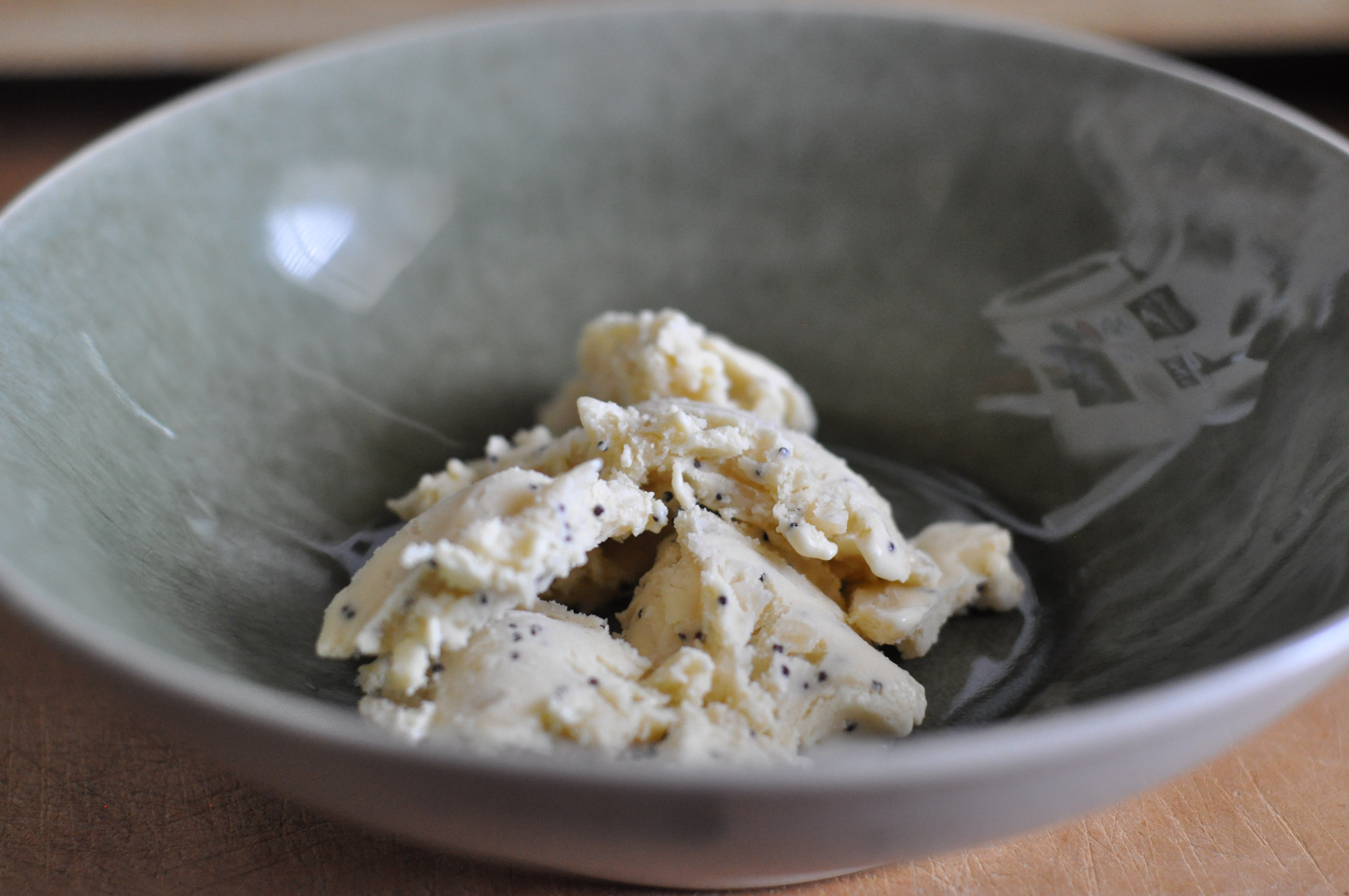 Almond Poppyseed Gelato