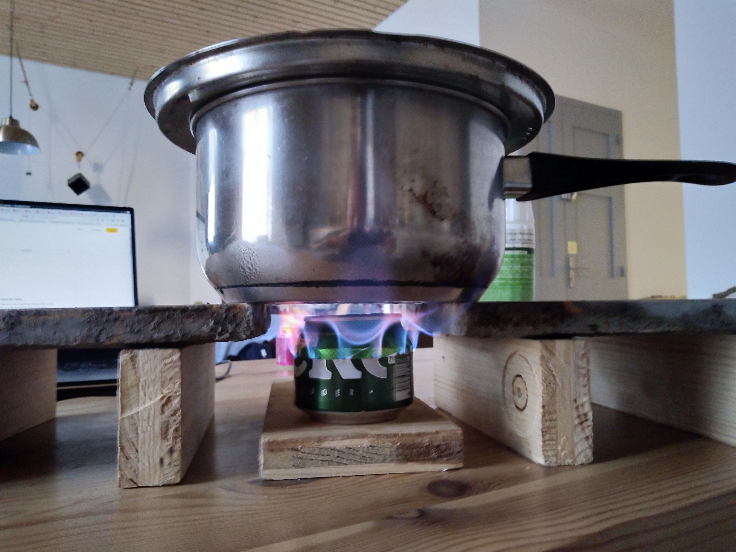 The Two Fingers Alcohol Stove (No Tools) 5 Steps (with Pictures