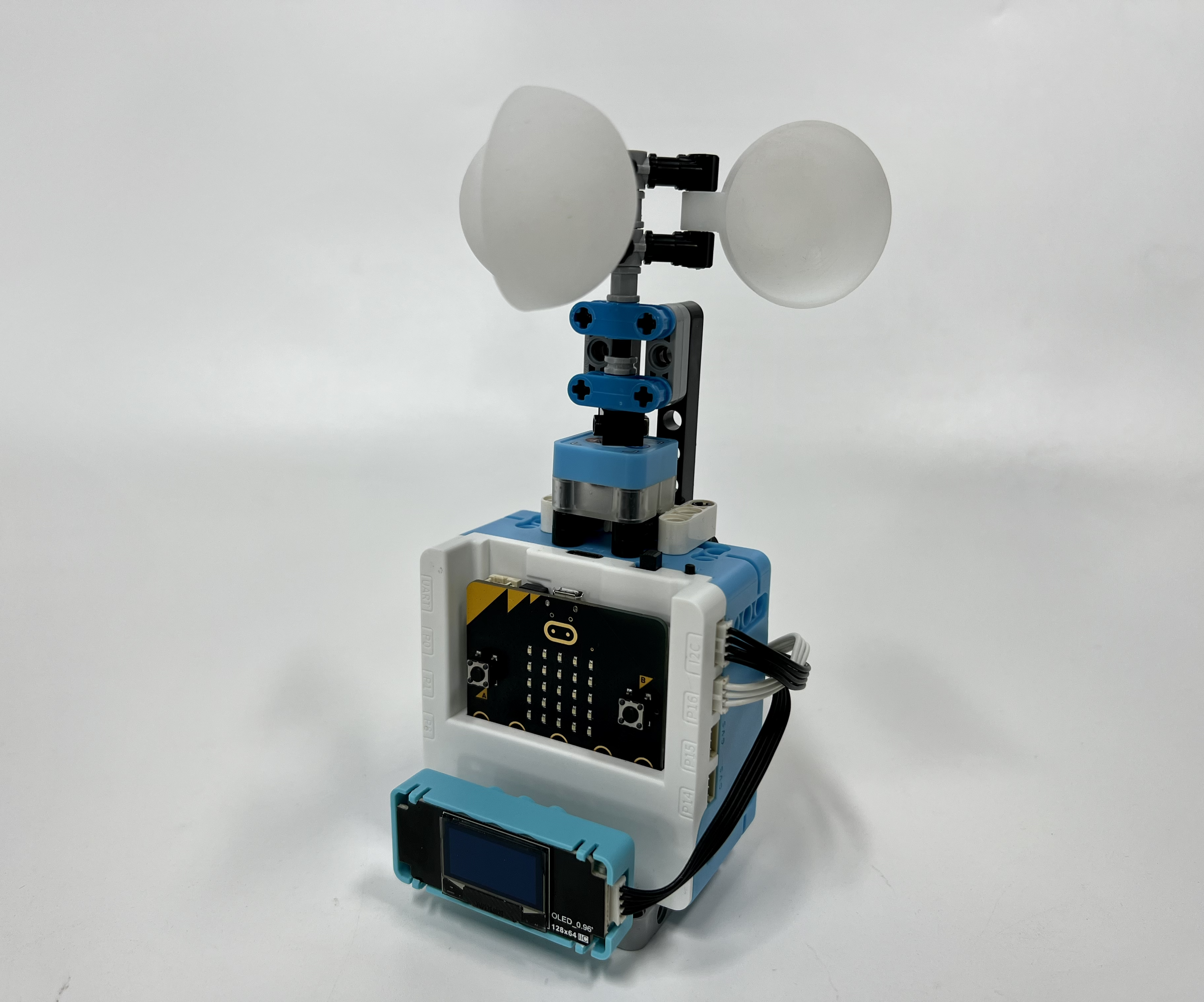 Mini Handheld Anemometer Based on Micro:bit