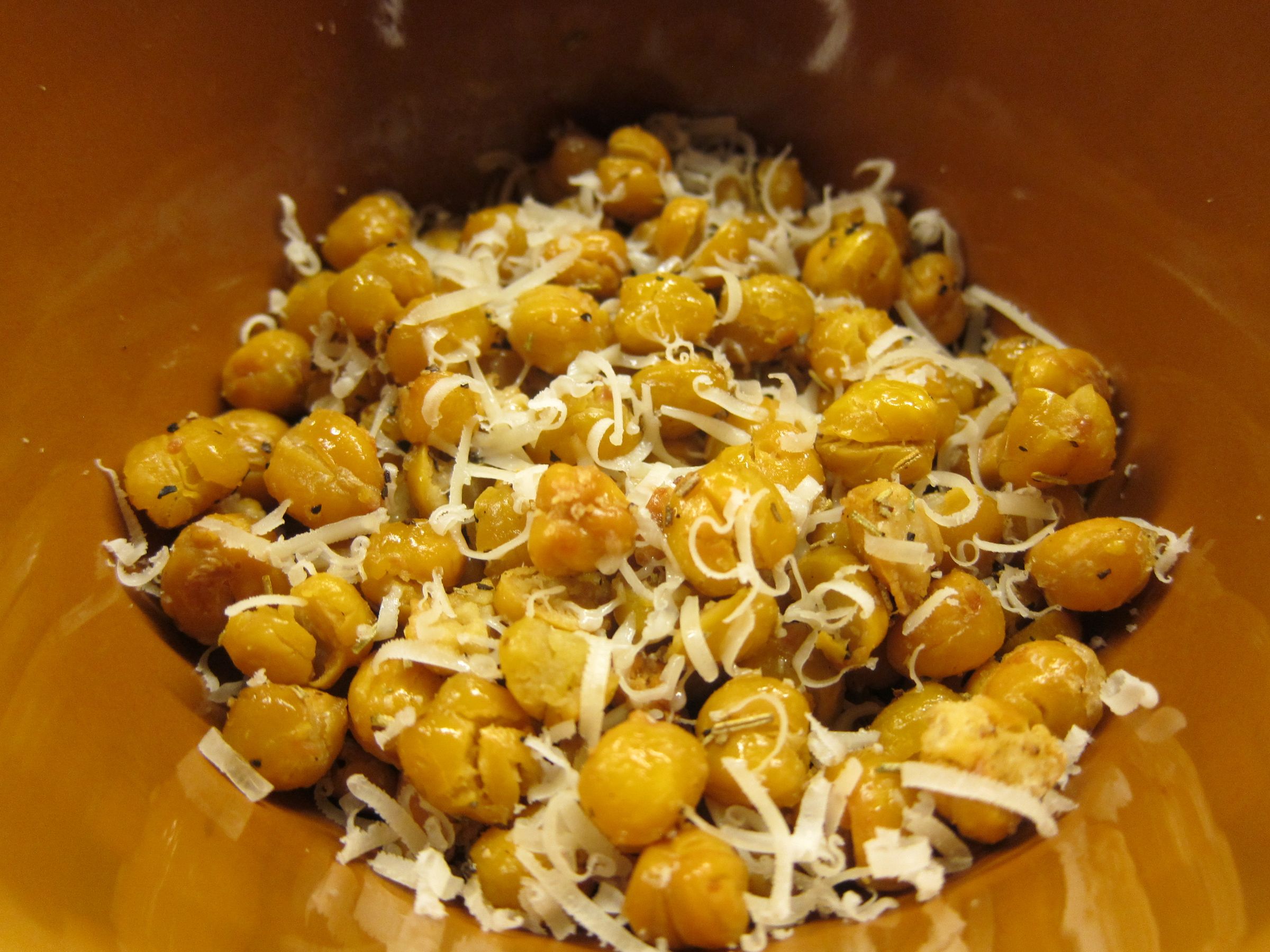 Roasted Chickpeas With Rosemary