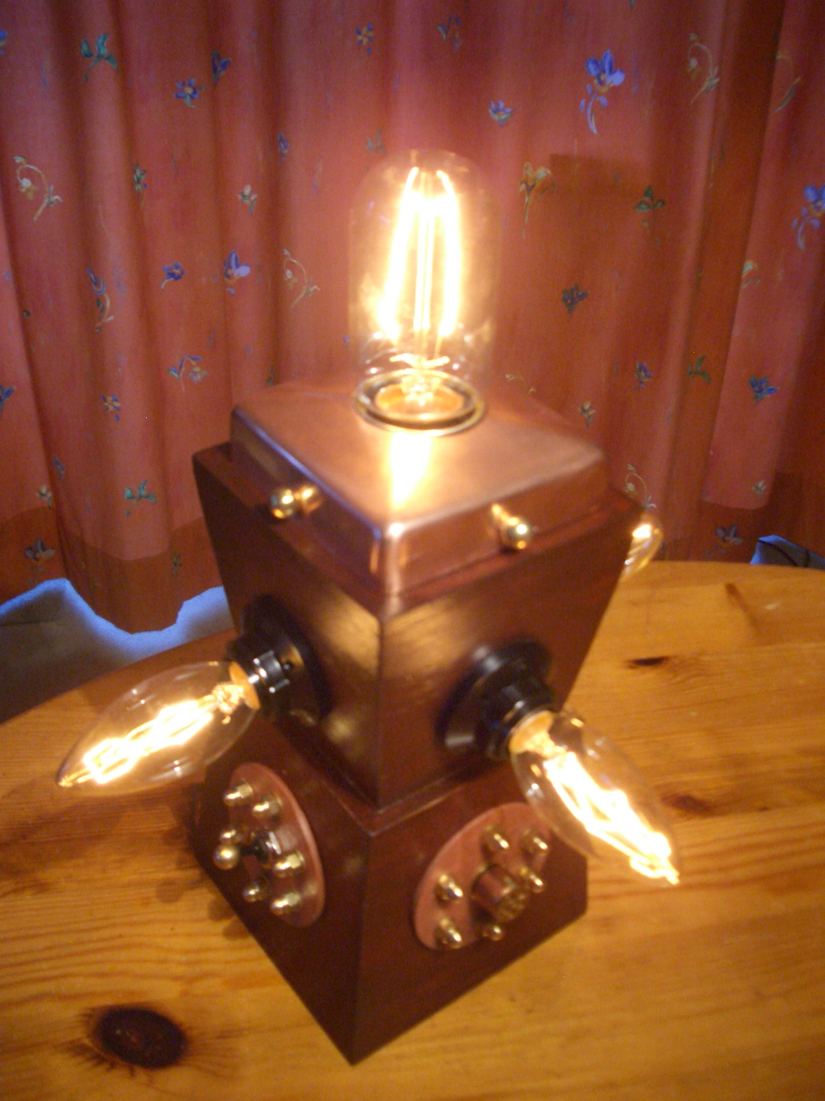 Captain Nemos Lamp