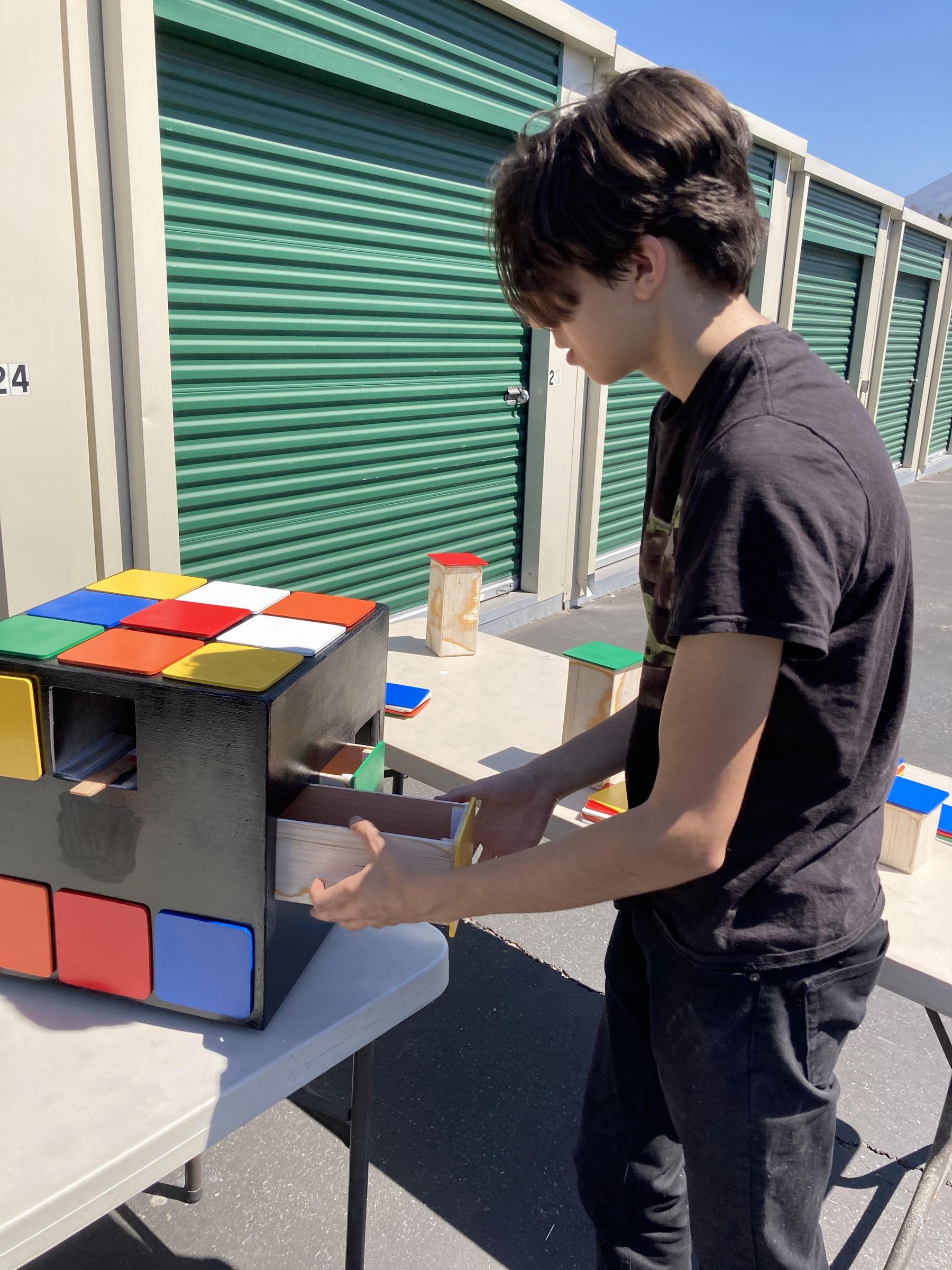 Giant Rubik's Cube Drawer Box : 9 Steps (with Pictures) - Instructables