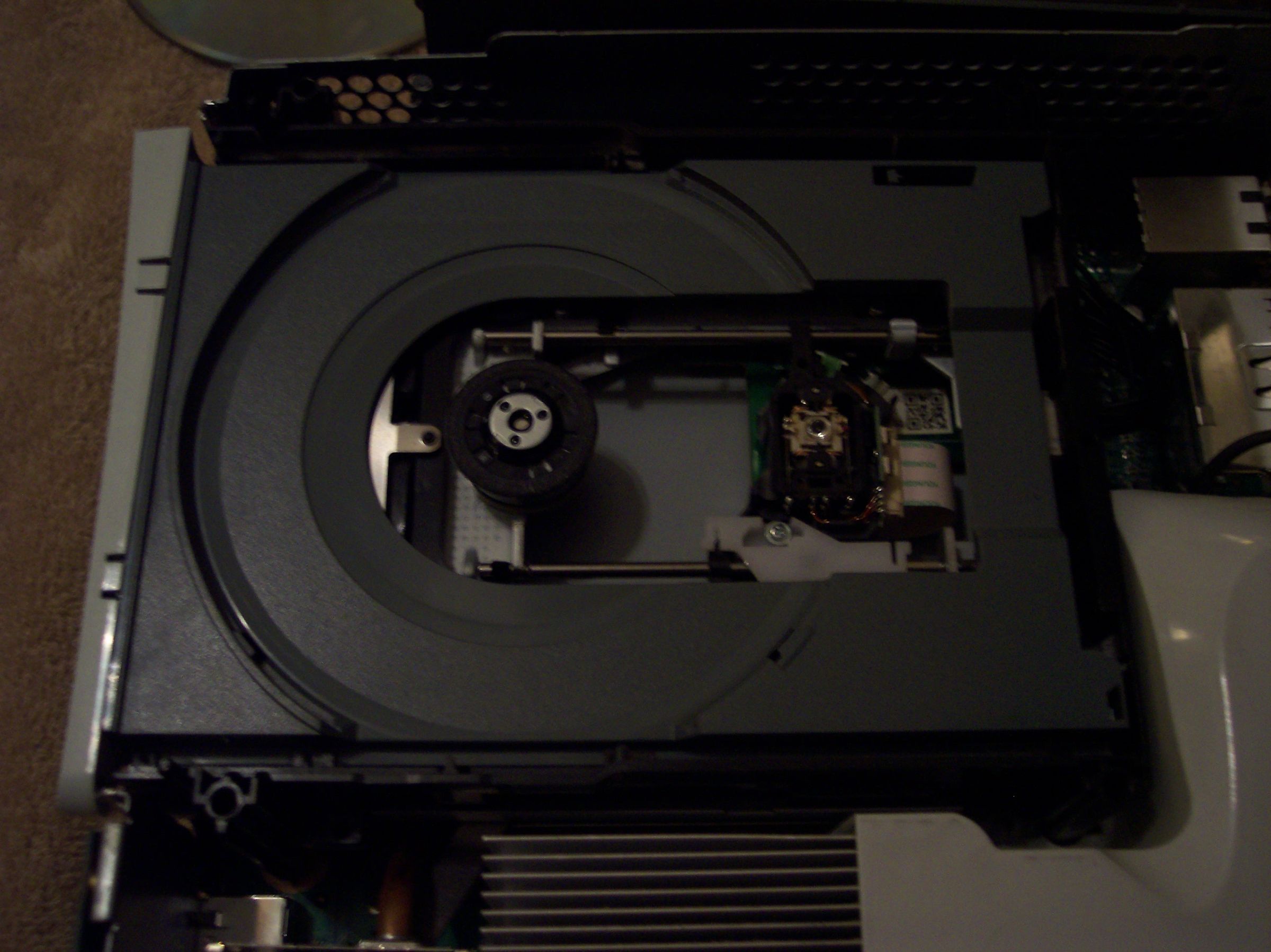 Fixing the "Open Tray" Error (for XBOX 360's With Liteon Drives Only