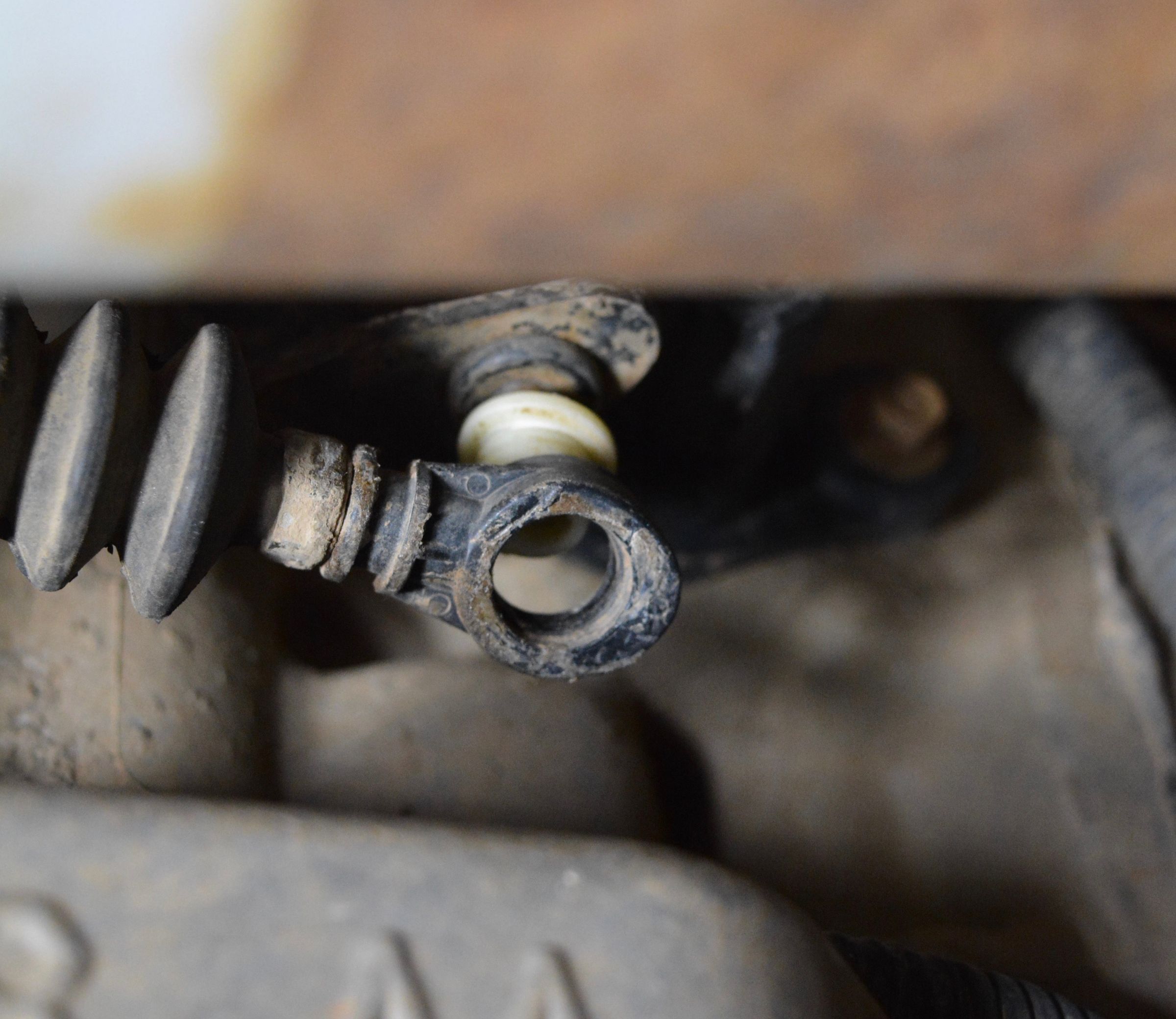 Actualizar 69+ imagen 2006 jeep wrangler shift cable bushing