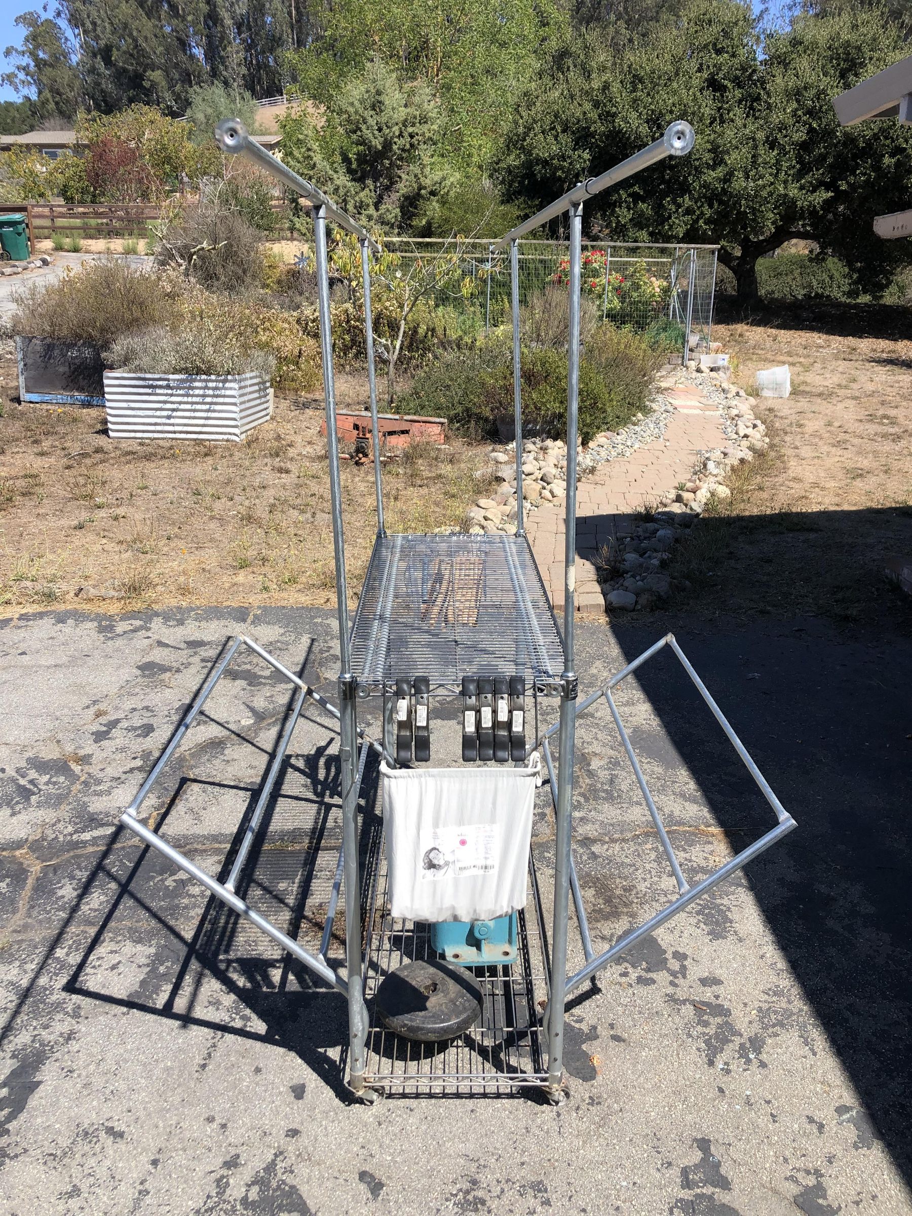 Mobile Solar Clothes Dryer : 5 Steps - Instructables