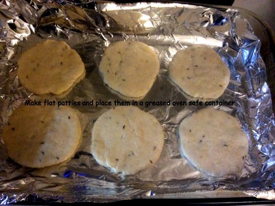 Make the No Yeast Mini Pizza