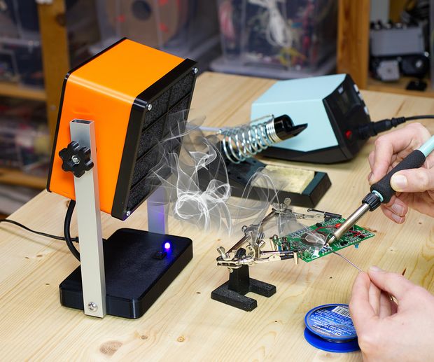 Solder Fume Extractor Fan Solder Smoke Absorbing Remover for Soldering Wood Burning and Air Circulation, USB Solder Smoke Catcher ESD Smoke Exhaust Fan (Fan Plus 1m Pipe Solder Fume Extractor Fan Solder Smoke Absorbing Remover for Soldering Wood Burning and Air Circulation, USB Solder Smoke Catcher ESD Smoke Exhaust Fan (Fan Plus 1m Pipe