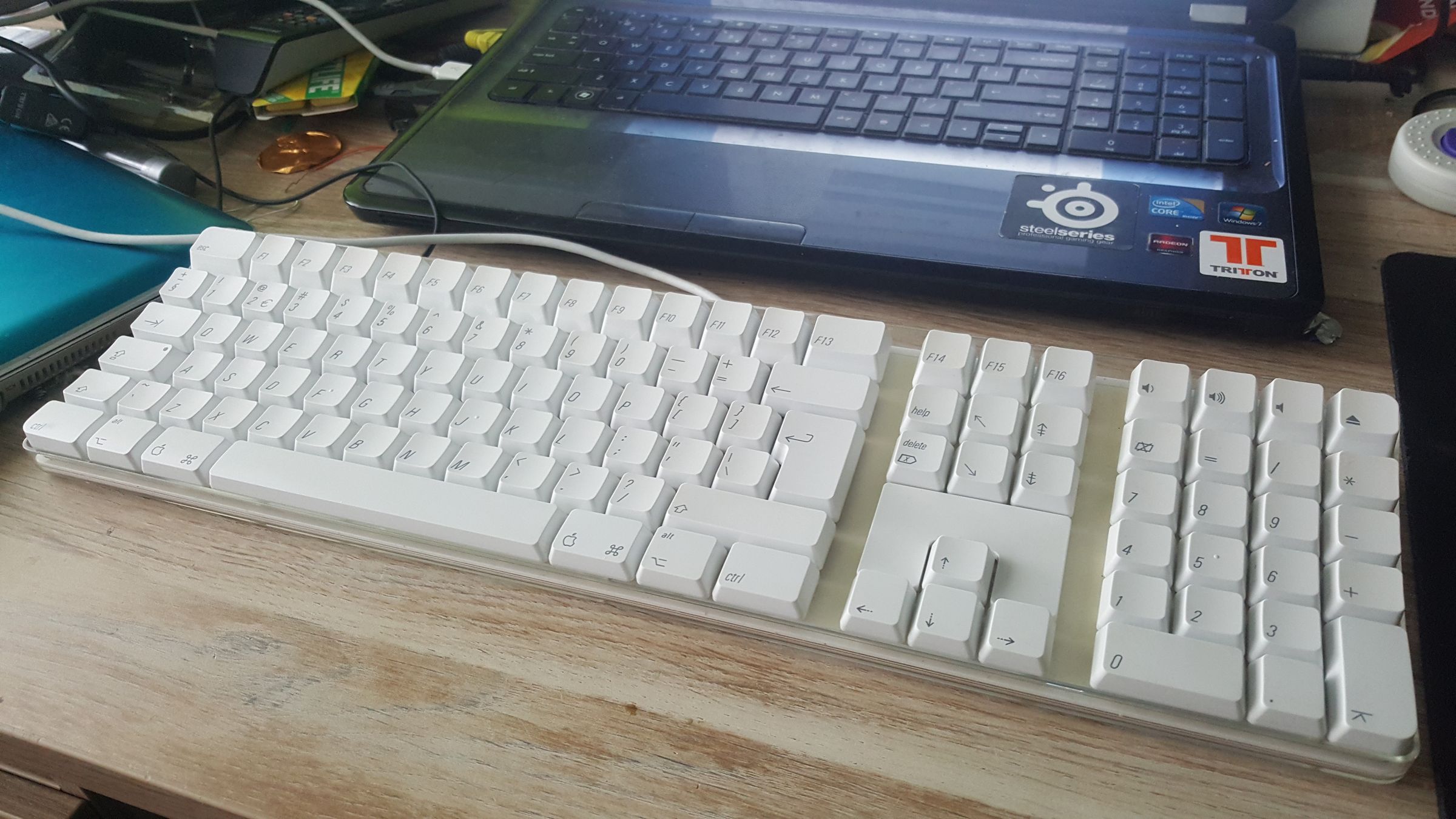 Restoring an Apple A1048 Keyboard 6 Steps (with Pictures) Instructables