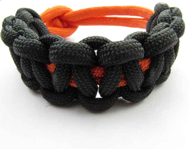 How to Make a Paracord Solomon Bar Bracelet!