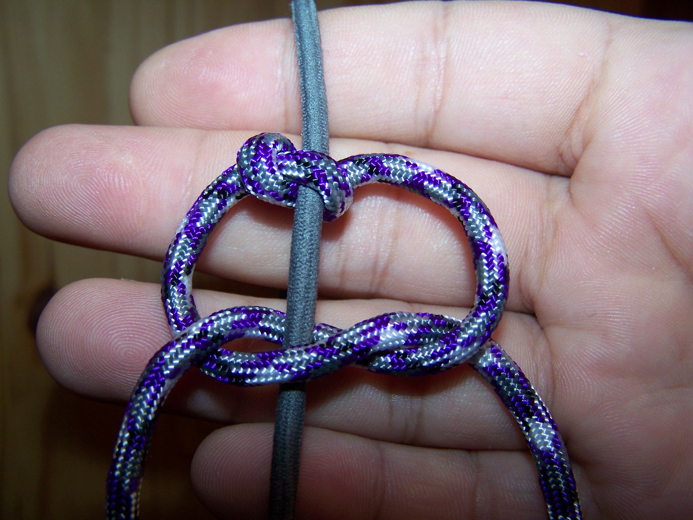 Stretchy Paracord Bracelet 5 Steps Instructables