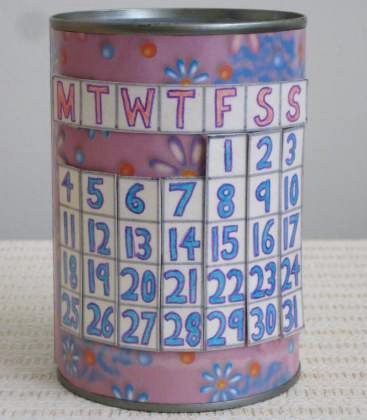 Perpetual Calendar/Pen holder