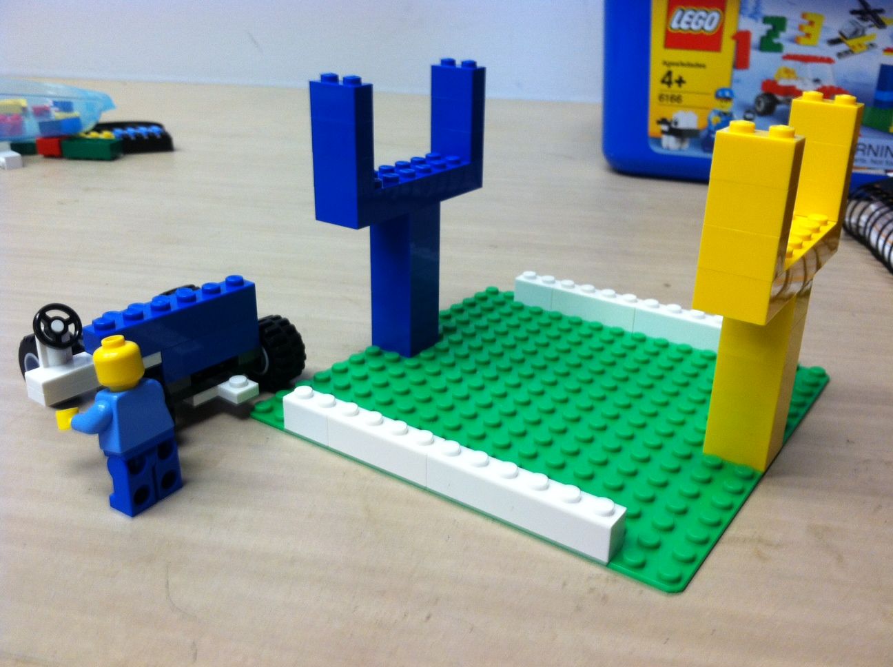 Lego Instructable: Football side-line painting