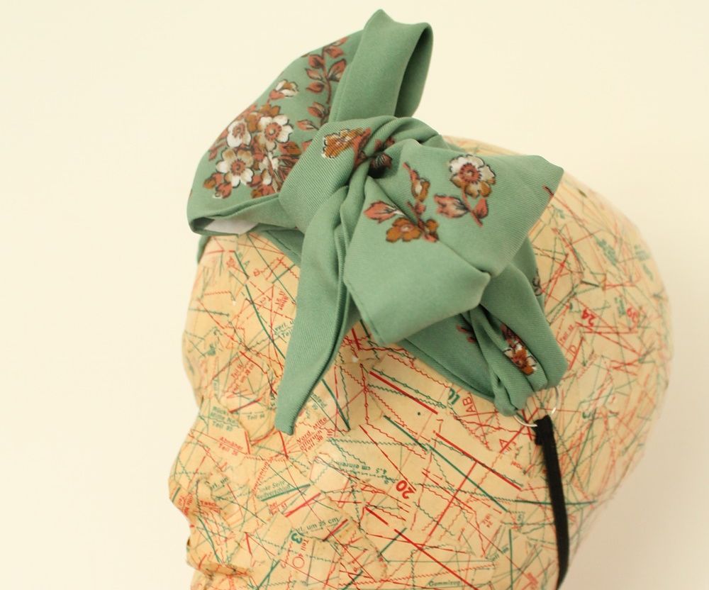 Headscarf Tying Accessory
