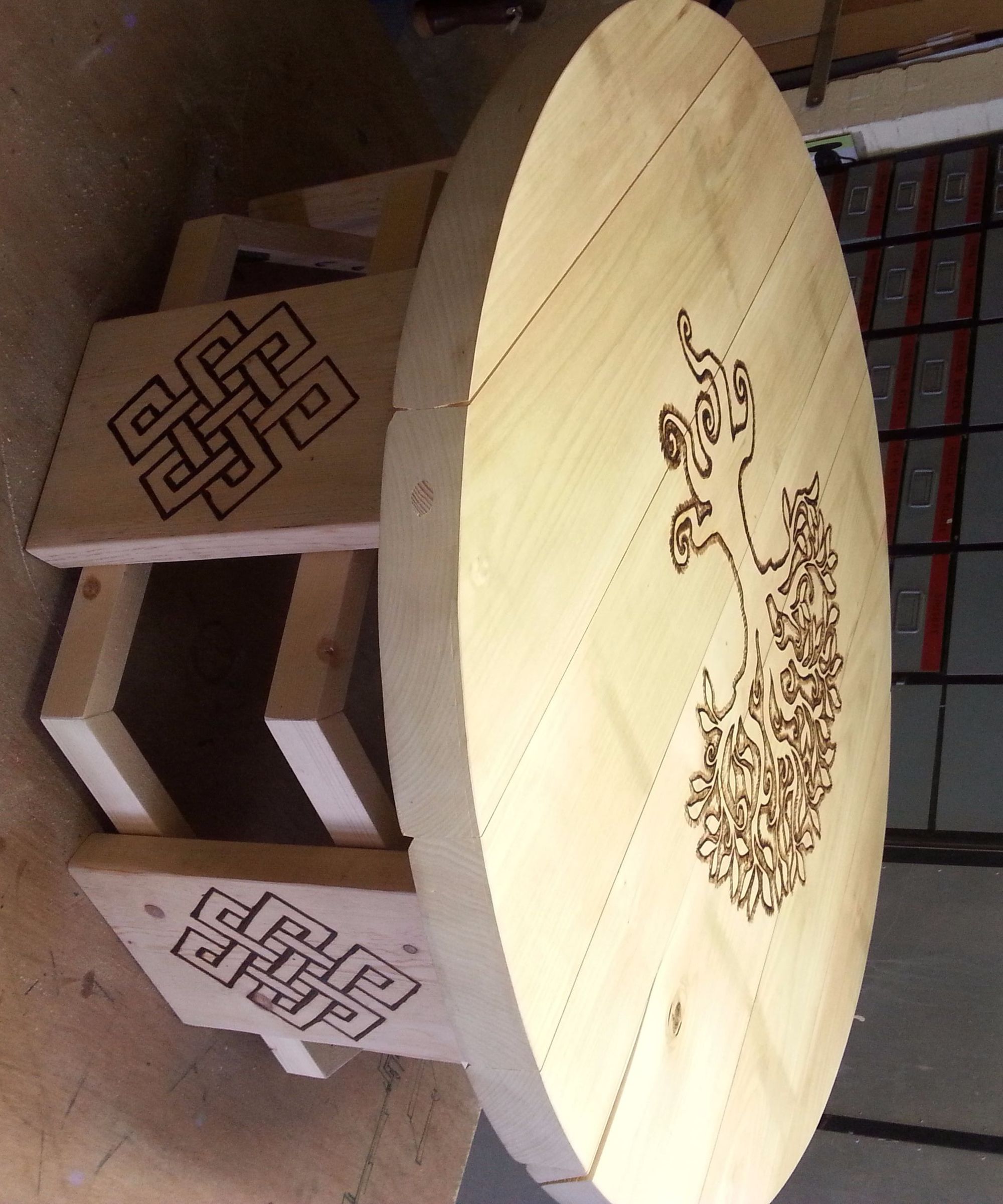 engrave Tavern table