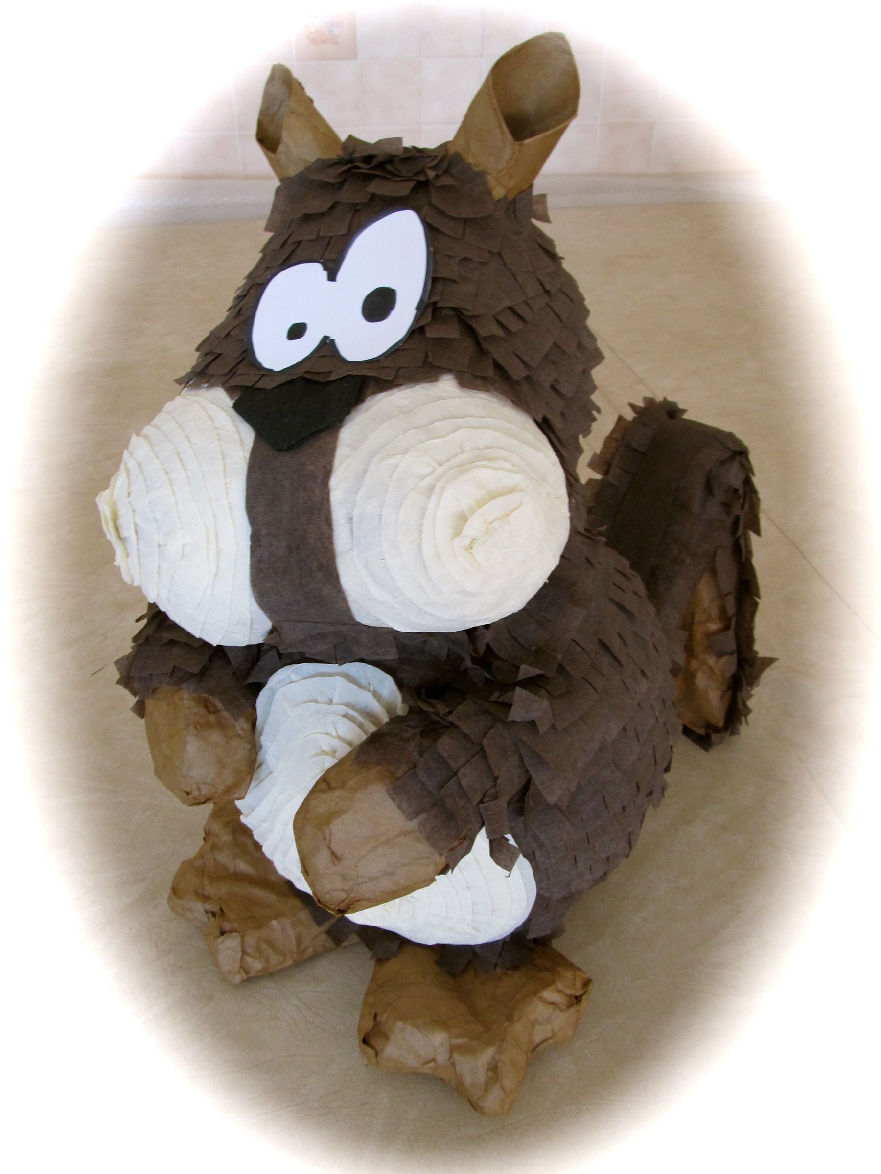 How to Make Custom Pinatas