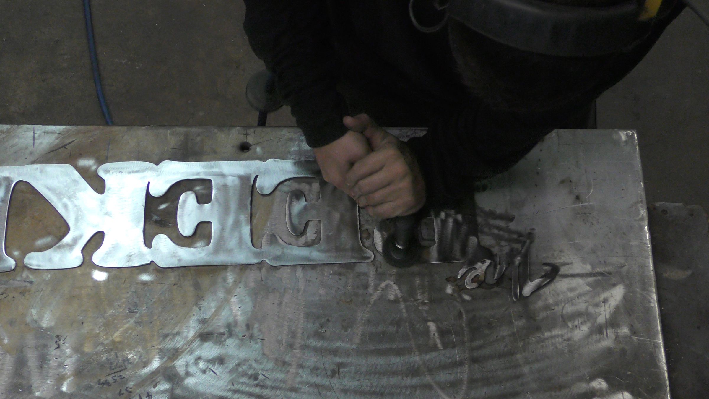 Wall Hanging Wedding Guestbook 4 Steps Instructables