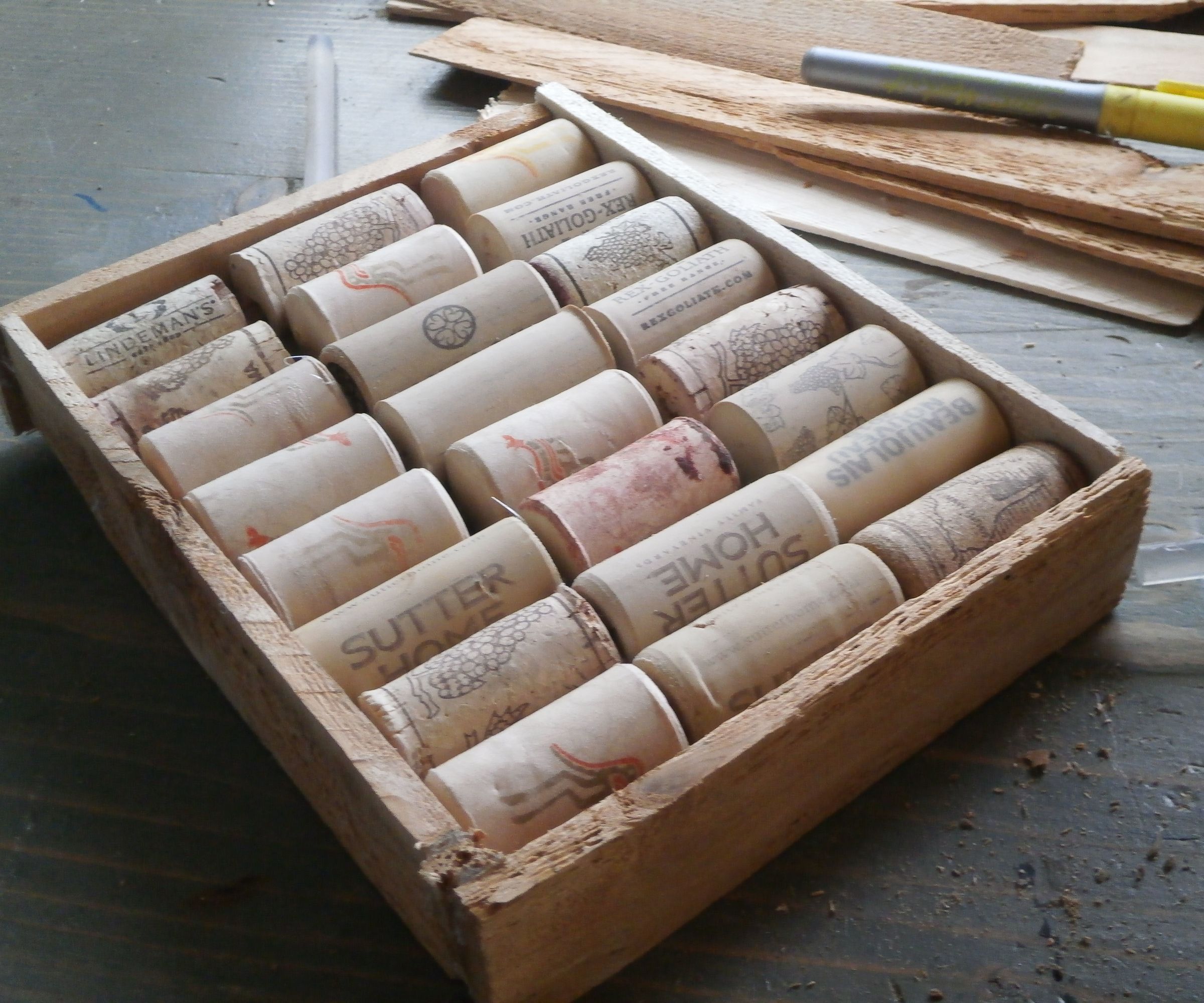 A Quick and Rustic Wine-cork Board