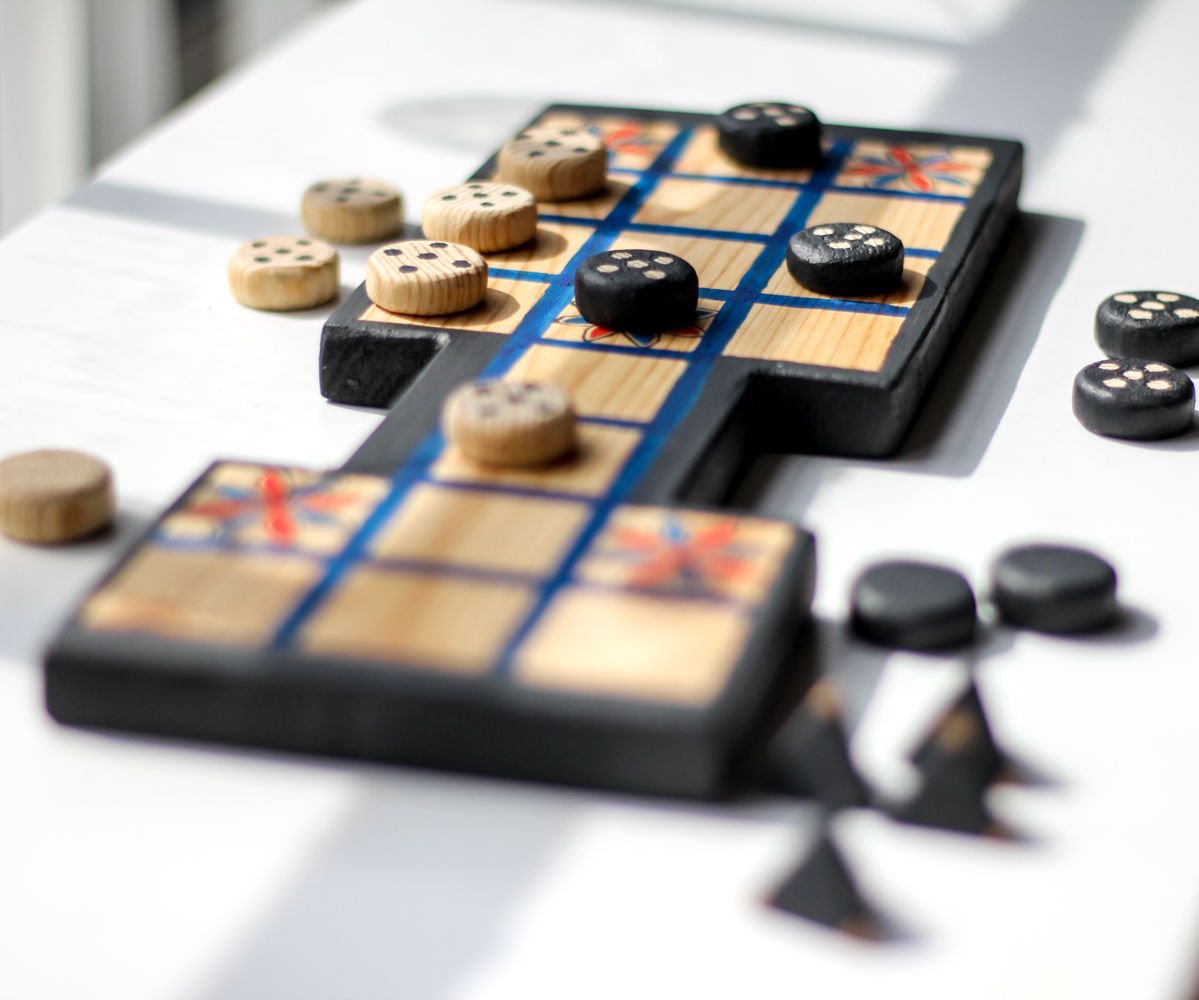 The Royal Game of Ur (Game of Twenty Squares)