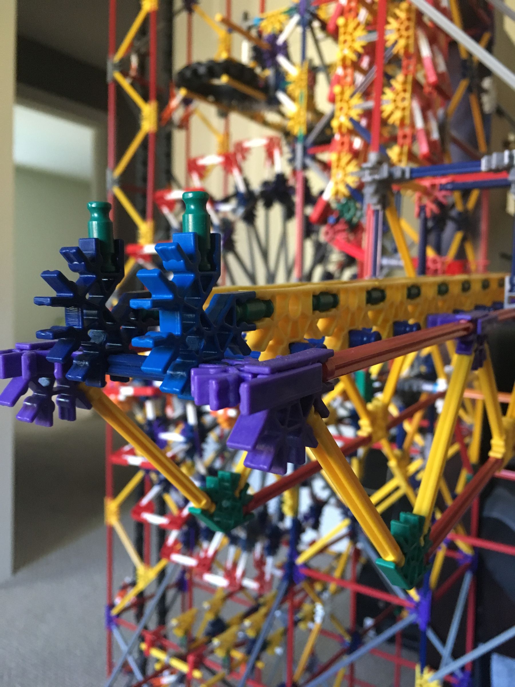 Around the Room: K'nex Ball Machine - Instructables