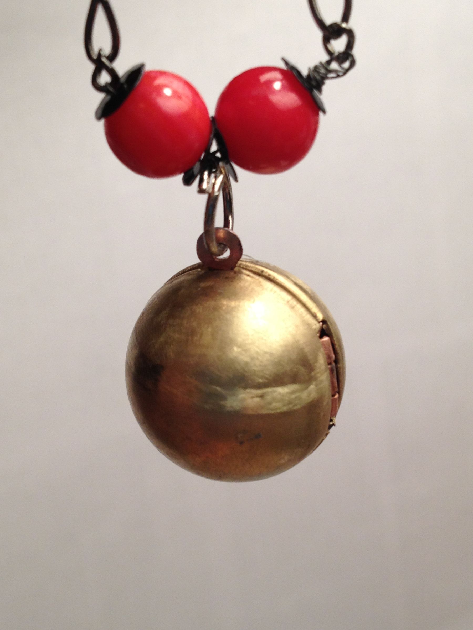 Making a Locket From Parts : 5 Steps (with Pictures) - Instructables