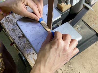 DIY Straight Razor From an Old Saw Blade : 6 Steps (with Pictures ...