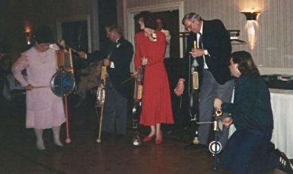 Stumpf Fiddle or Devil's Fiddle or Amish Stomp Fiddle  or  . . . .  