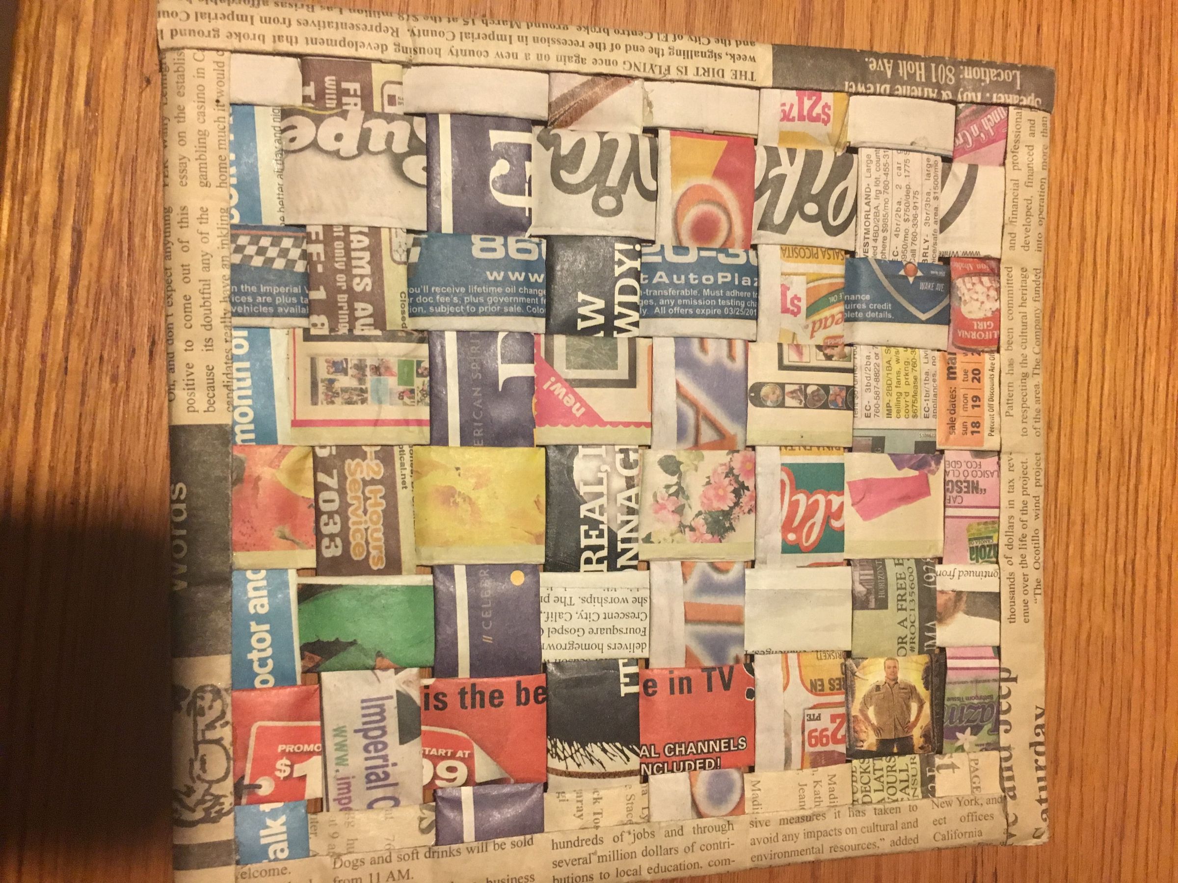 Old Newspaper Placemats and Coaster 3 Steps (with Pictures