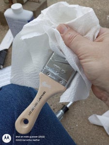 Cleaning Oil-Based Paint Using Mineral Spirits