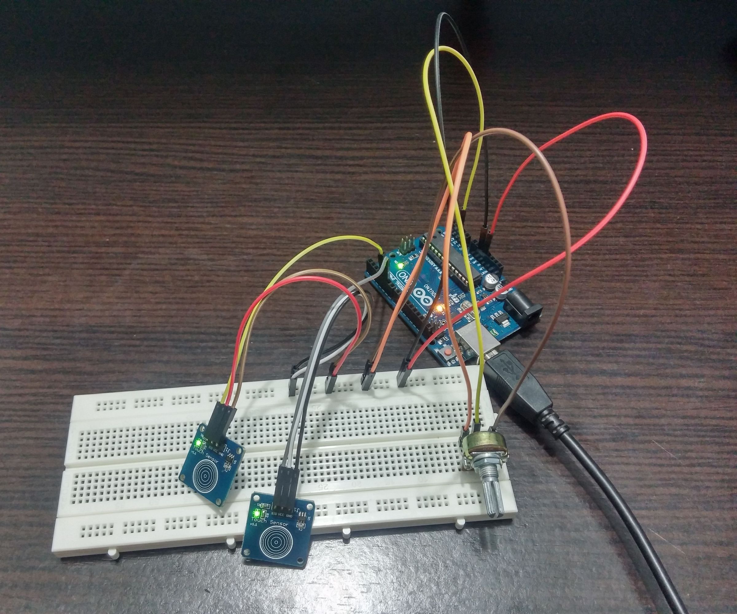 Potenciometro, Botones y Arduino UNO como Joystick