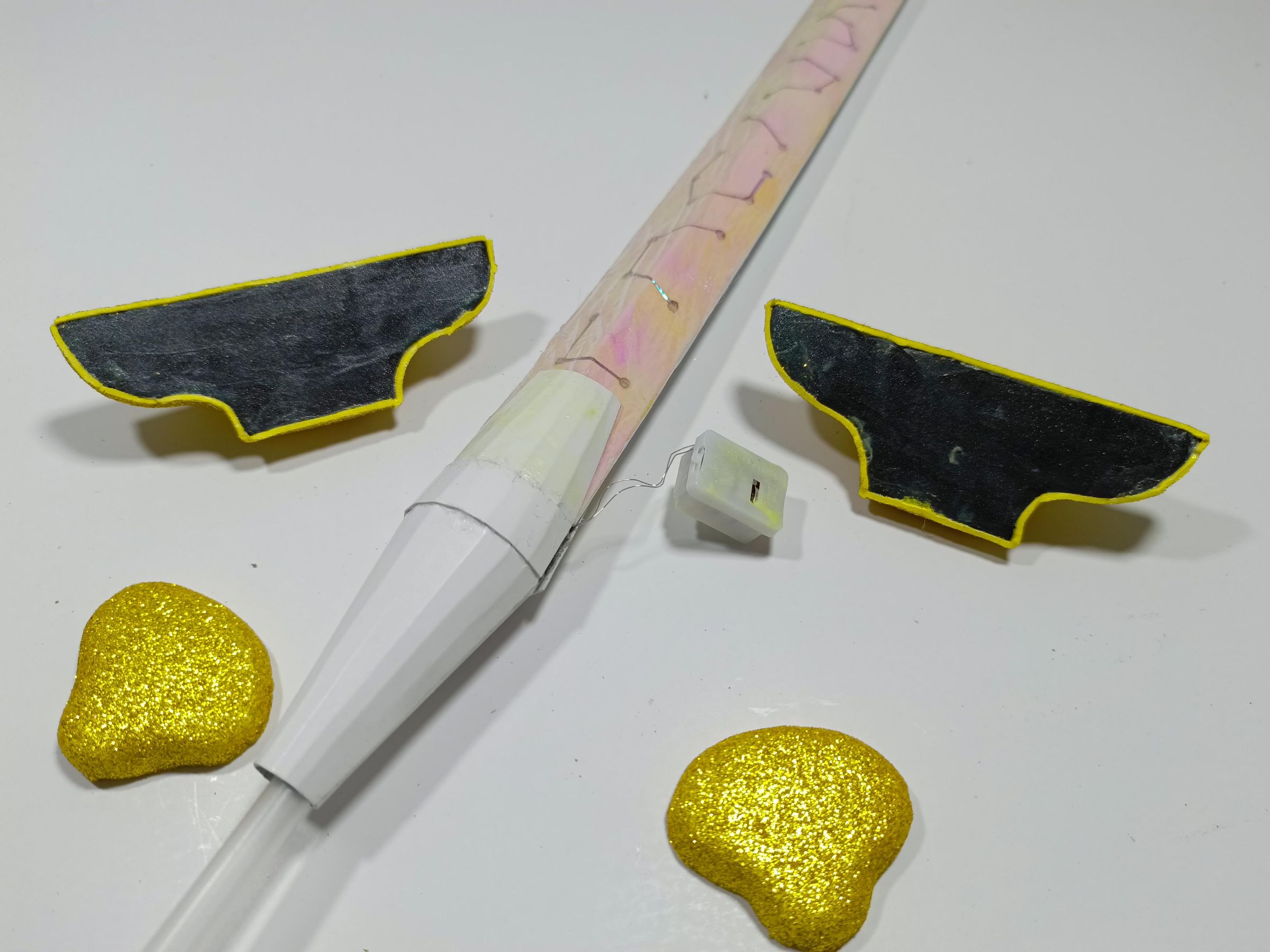 Rumi Sword From K-Pop Demon Hunters : 32 Steps (with Pictures ...
