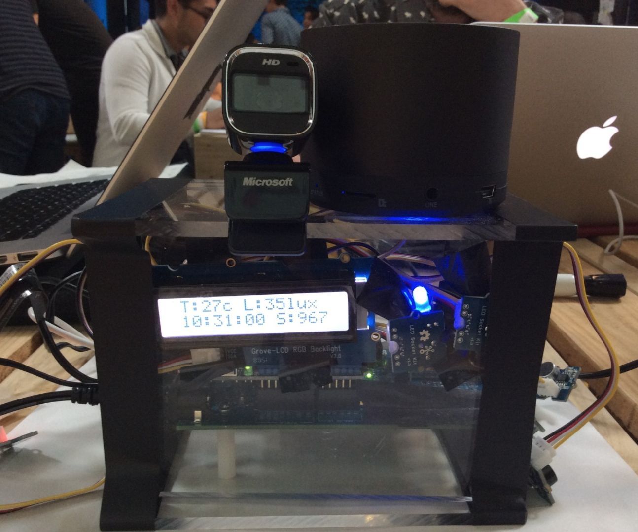 Smarter Home (advanced Intel Edison DIY Instructable)