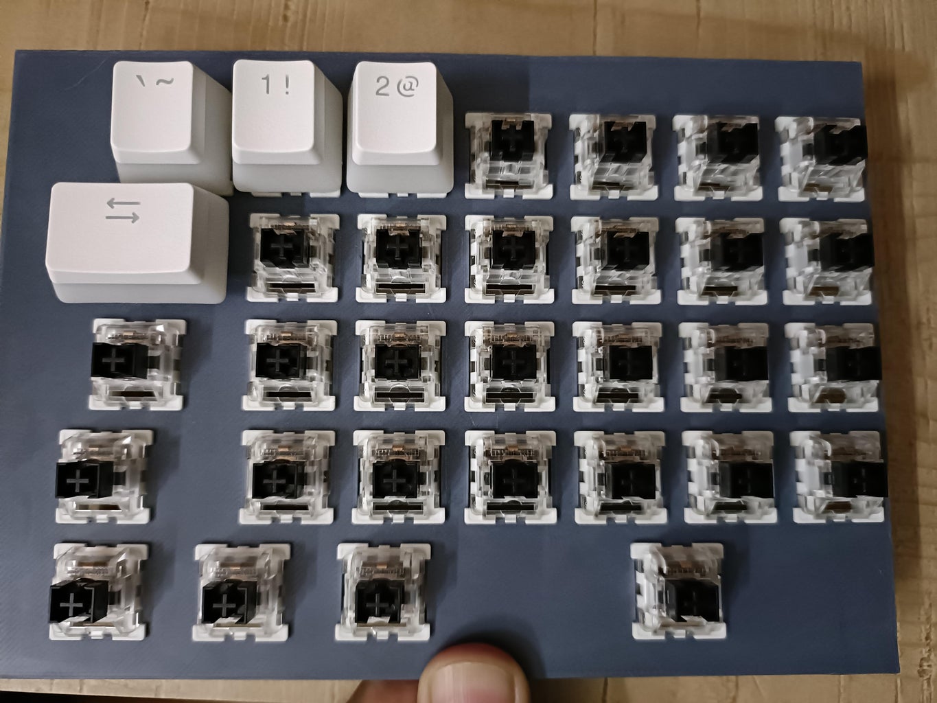 Wireless Bluetooth Keyboard, Using Raspberry Pi Pico W : 5 Steps ...