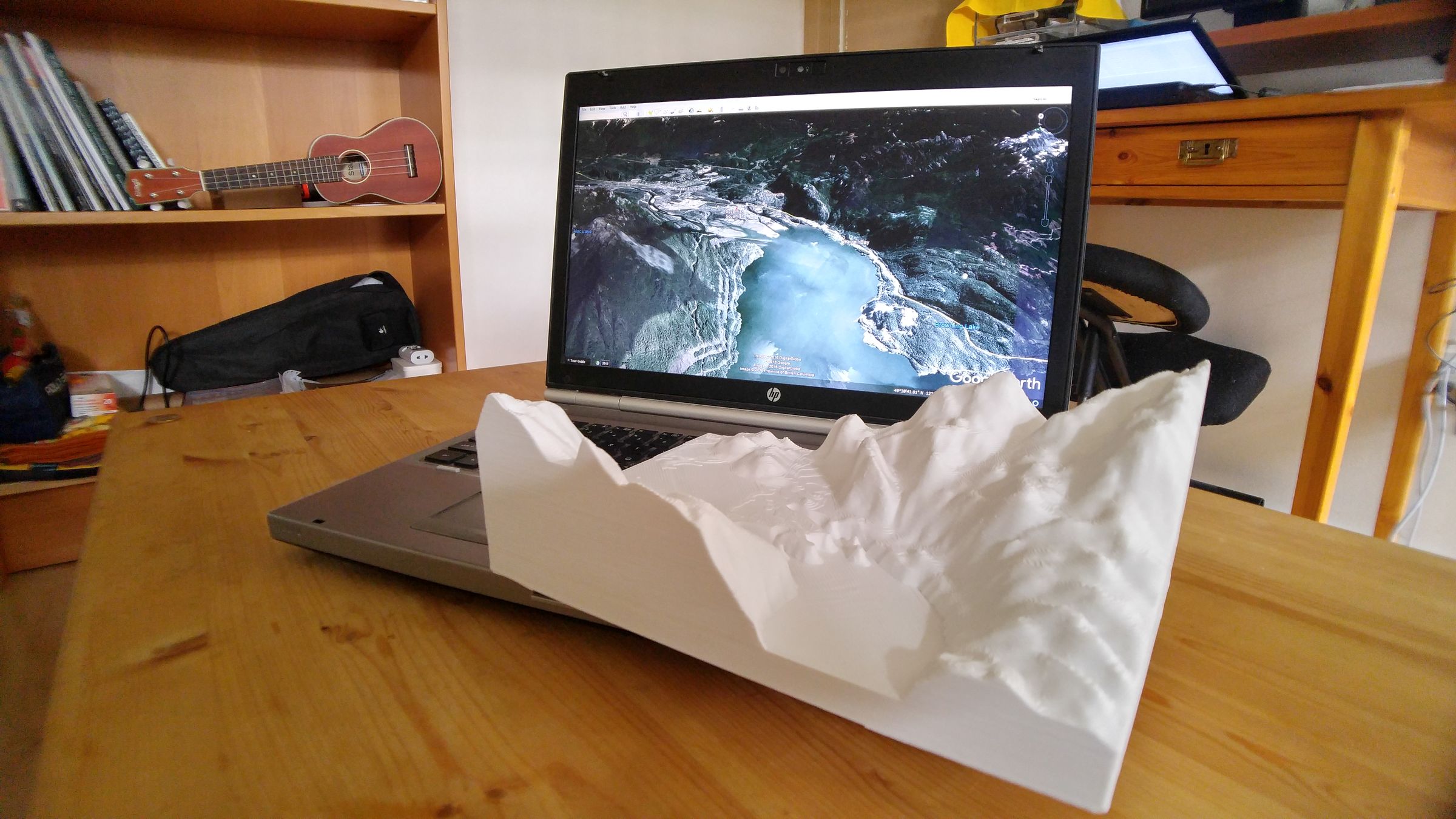 Hologram Display (Pepper's Ghost) Projector Part 2 9 Steps (with