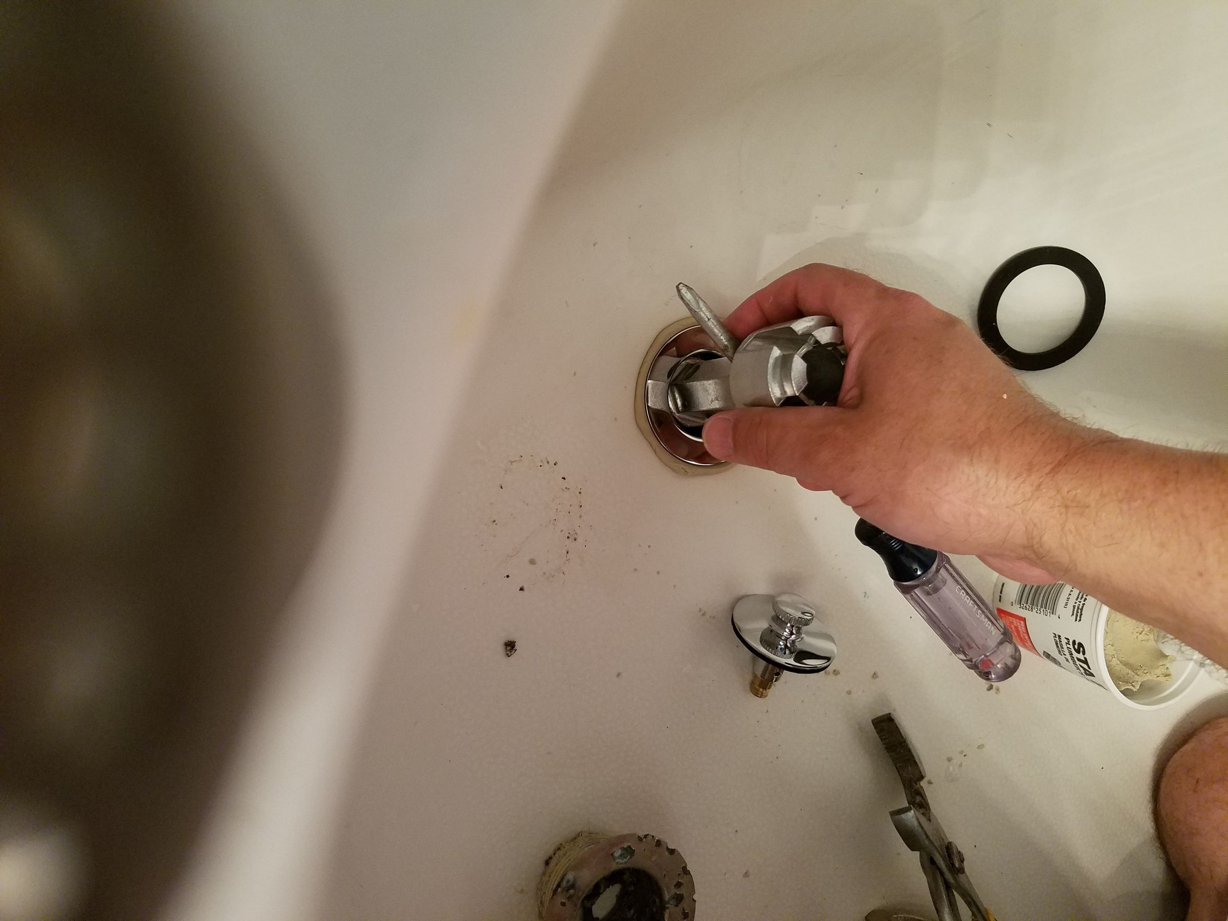 How To Replace Drain Pipe Under Bathtub
