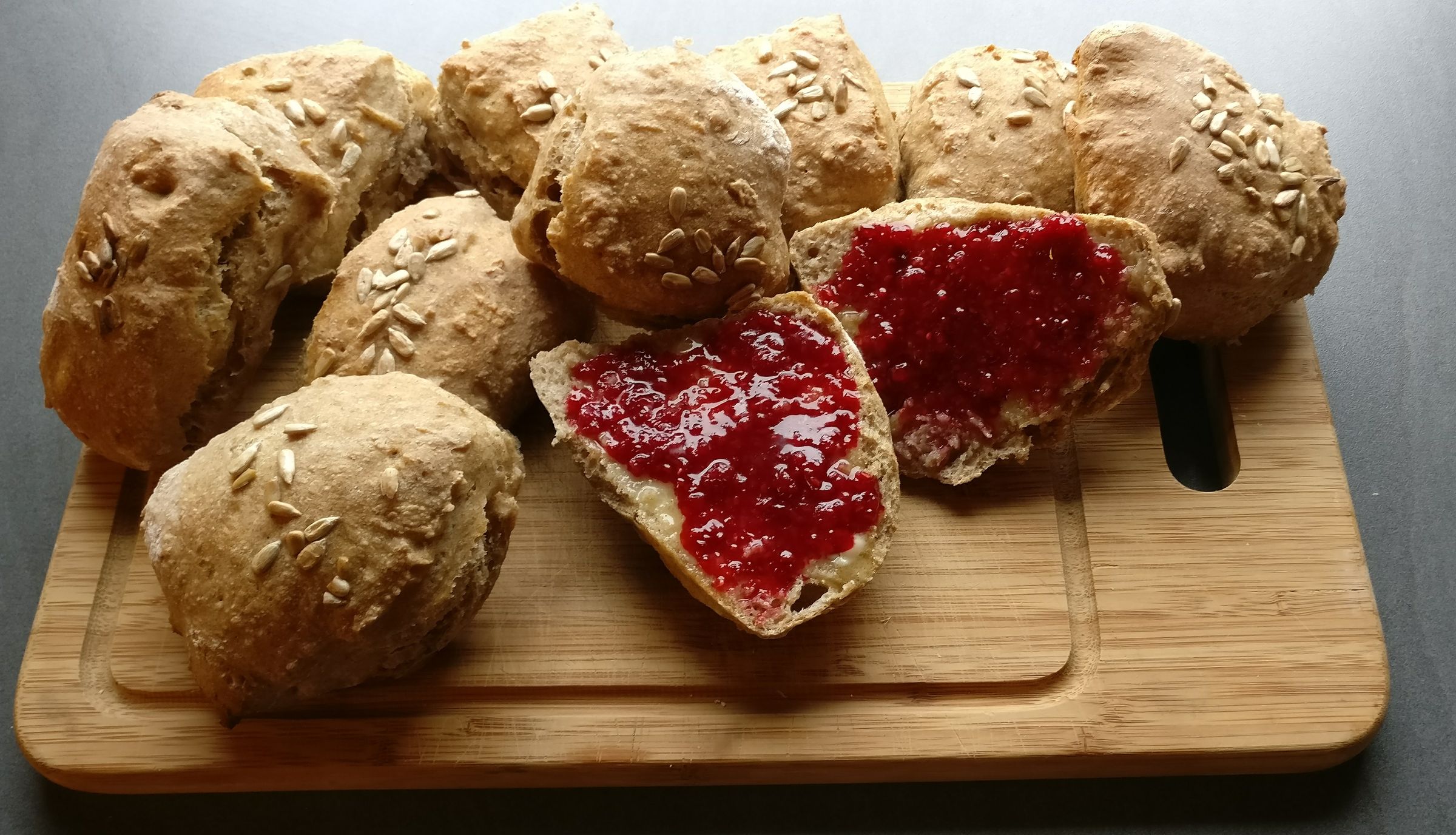 Morning Bread Rolls for Lazy Bakers