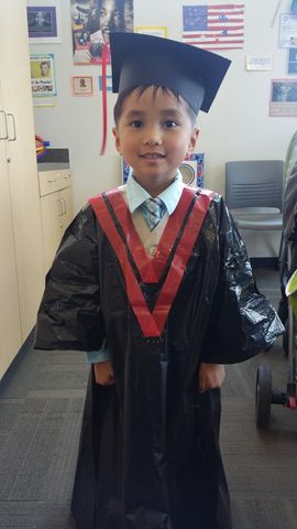 diy graduation dress DIY Preschool Graduation Cap and Gown : 12 Steps (with Pictures)