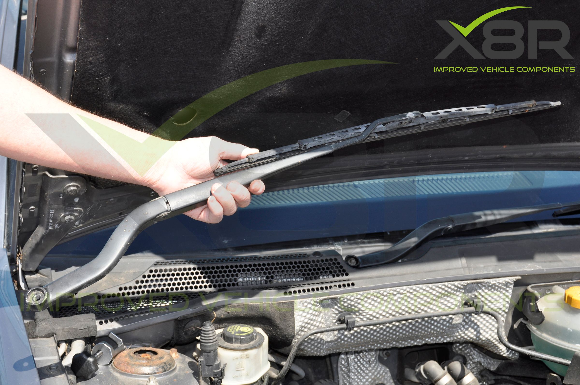 Vauxhall Vectra C and Signum 20052009 Front Windscreen Wiper Linkage