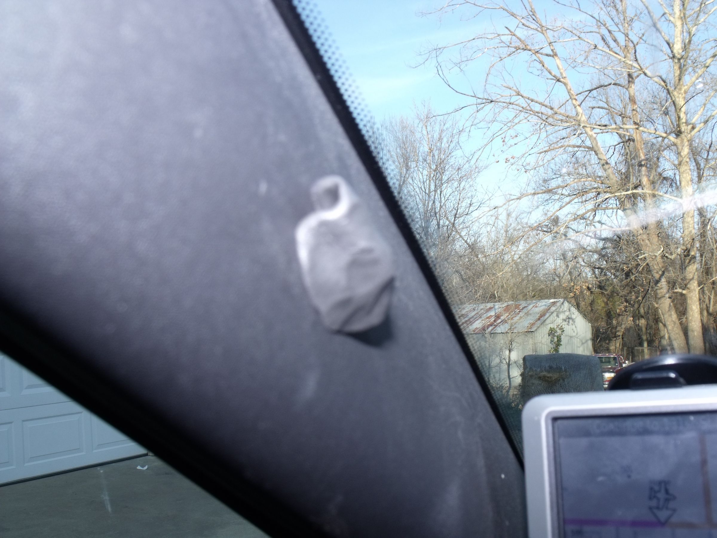 Simple Sugru Pen Holder