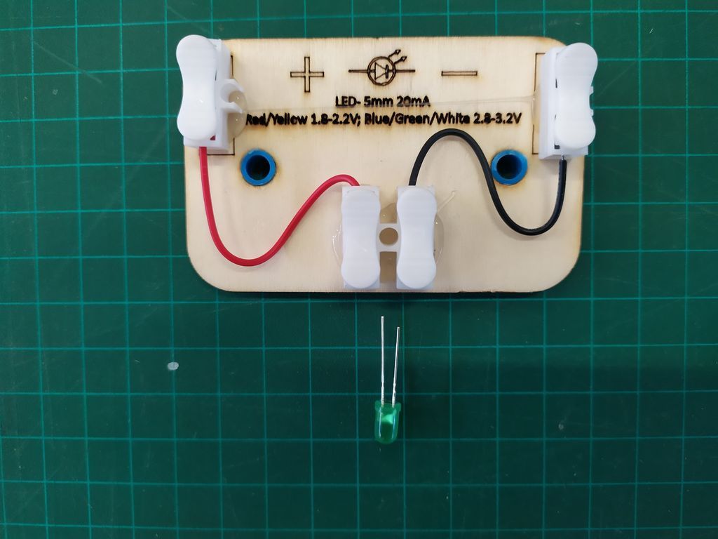 Assembly of the Tiles – Reproduction of the Example Tile: