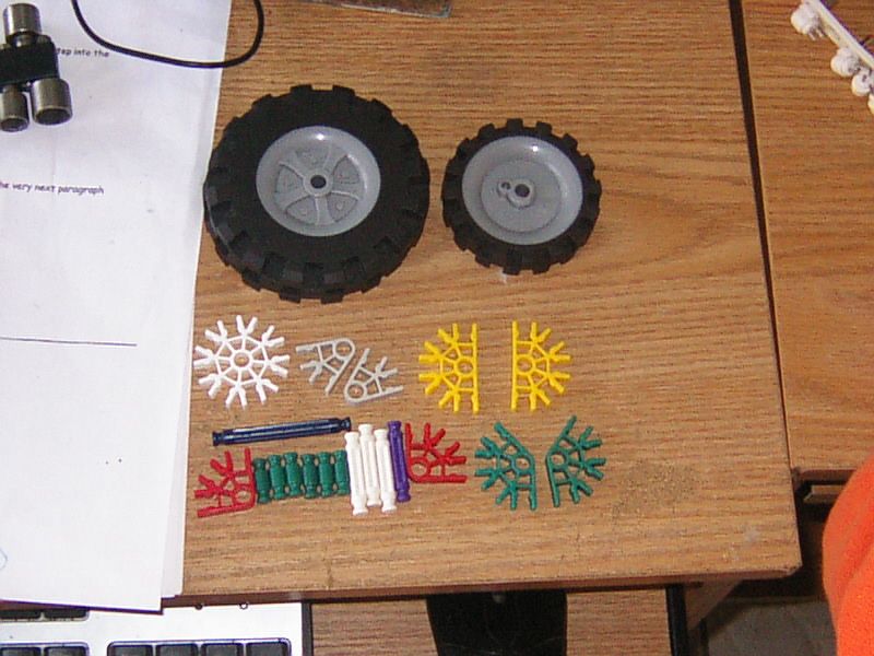 The "Follow Me" K'nex Toy