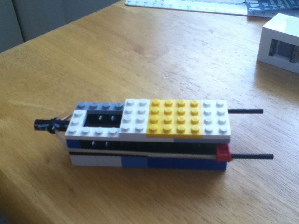 Simple and Effective - Lego Gun