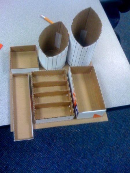 Make a Free, Customized Desk-top Organizer During Your Lunch Break!!