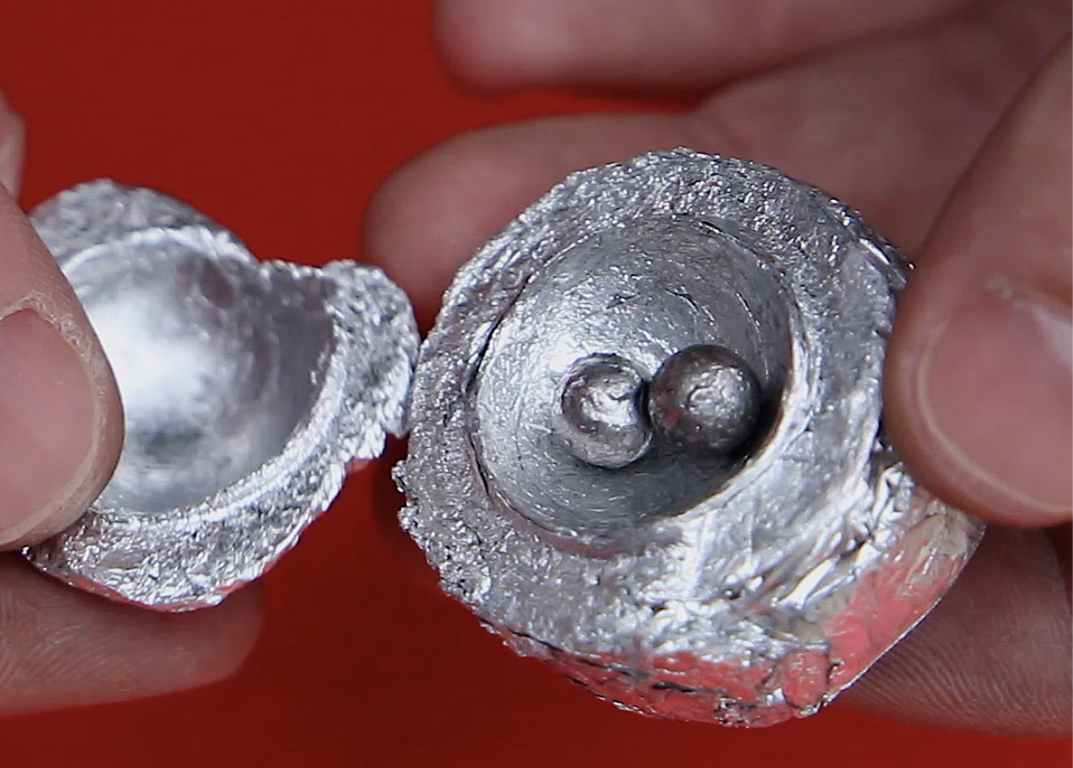 Creating a Molds From Aluminum Foil for Casting Lead or Tin 8 Steps