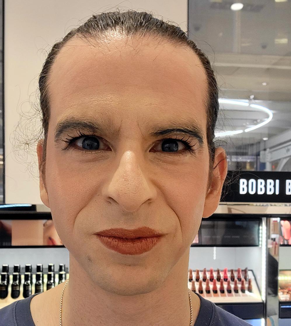 Glam Up With Geri Halliwell Makeup!