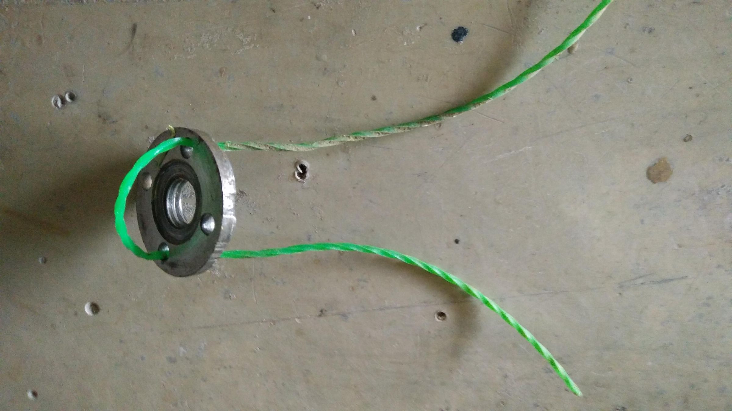 DIY Powerful Lawn Trimmer From an Angle Grinder 11 Steps (with