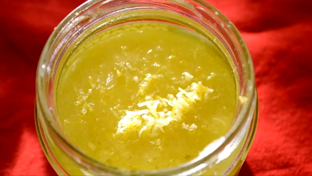 How to Make Homemade Lemon & Sugar Body Scrub!